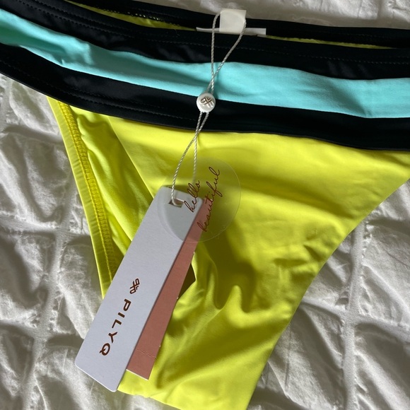 Pilyq Sunburst banded bikini bottom - Picture 5 of 10